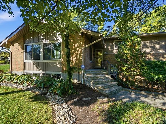 4th image of 4817 Ackerman Blvd