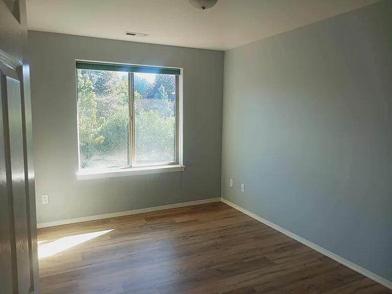 1098 SE Mimosa Dr — Photo 5
