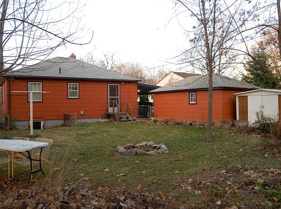 4th image of 1136 Olive St