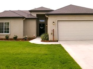 2249 W Wren Ave, Visalia, CA 93291