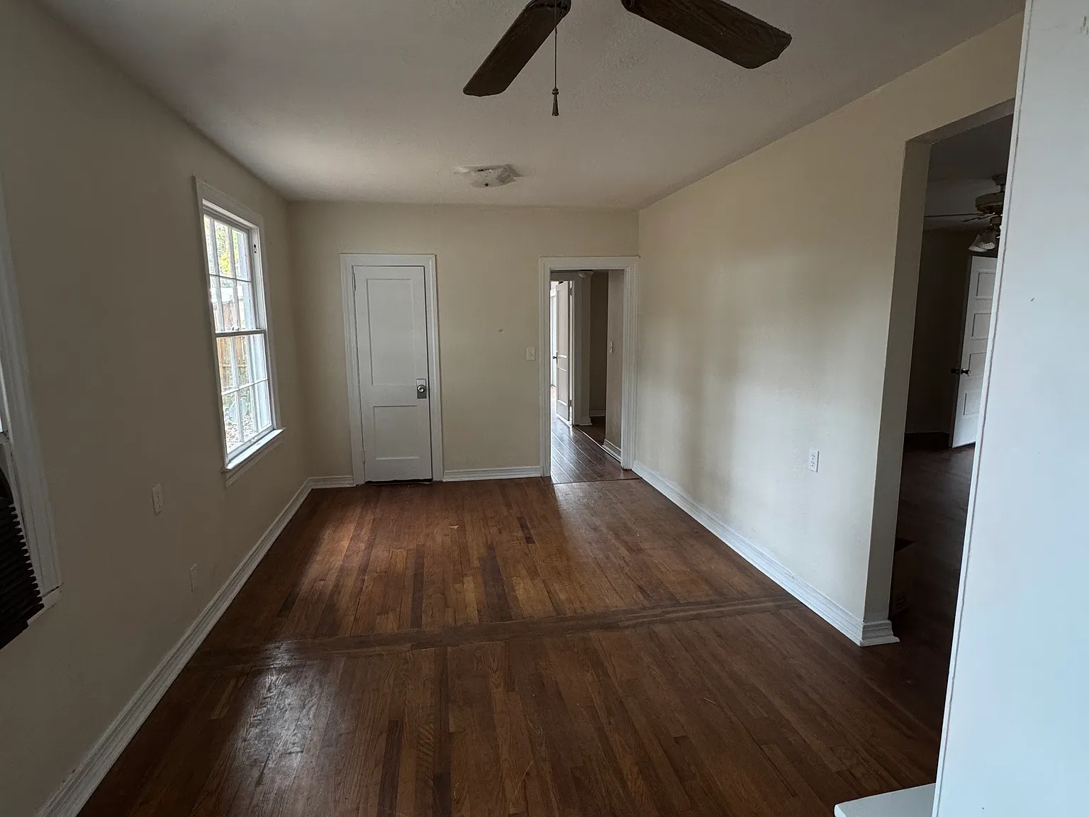 2 bed, 1063 sqft, $1,350 — Photo 4