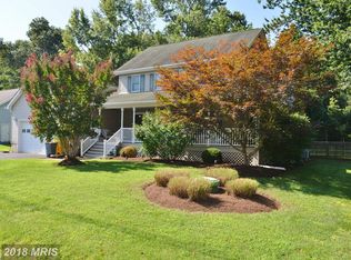 1517 Warfield Rd, Edgewater, MD 21037