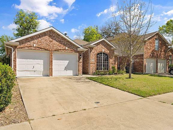 4th image of 2817 Dover Dr