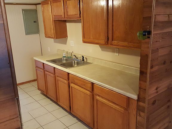 3rd image of 2140 Orville Ave