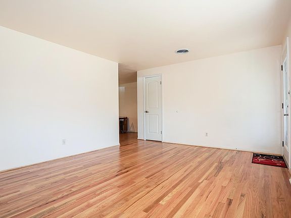 4th image of 3933 W Quigley Dr