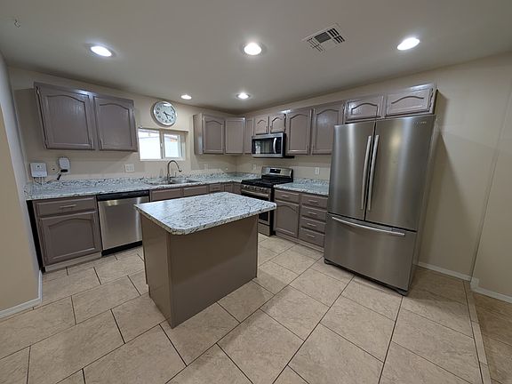 4th image of 6533 E Arbor Ave