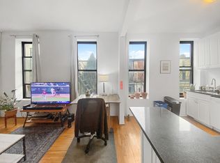 120 1st Pl APT 2C, Brooklyn, NY 11231