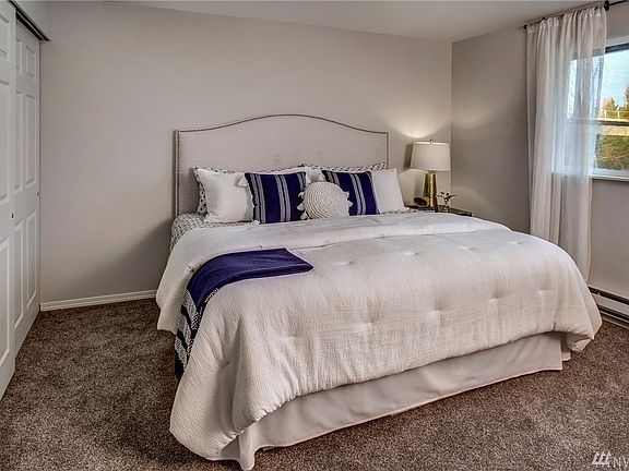 5th image of 4012 S 158th St #K