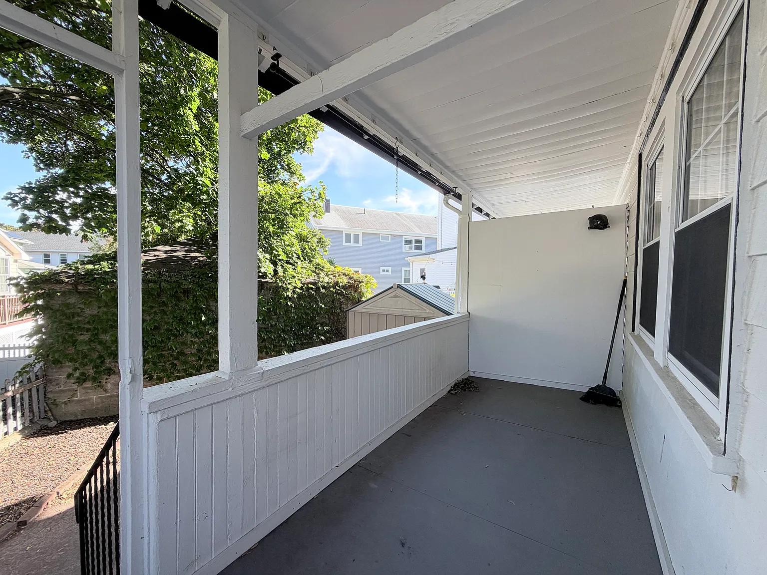 3 bed, 1412 sqft, $3,100 — Photo 2