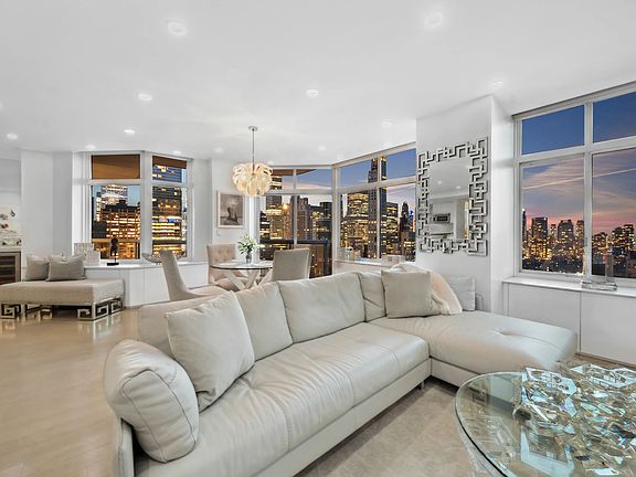2nd image of 188 E 64th St APT 3601