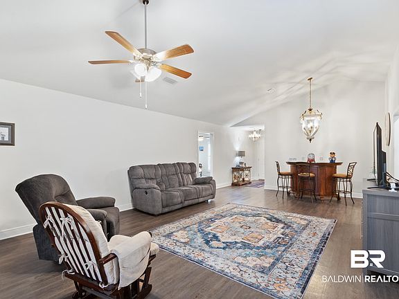 4th image of 22641 Respite Ln