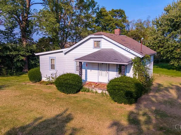 5836 Brown Rd, Oxford, OH 45056