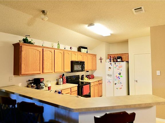 3rd image of 602 Diamond Creek Dr