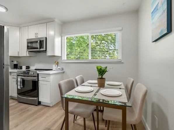 695 W Valley Dr Unit 1, Campbell, CA 95008