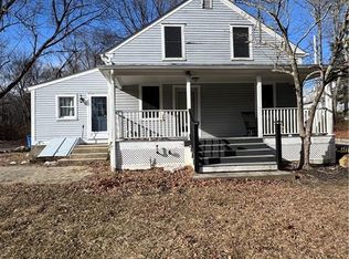 1100 Phenix Ave, Cranston, RI 02921