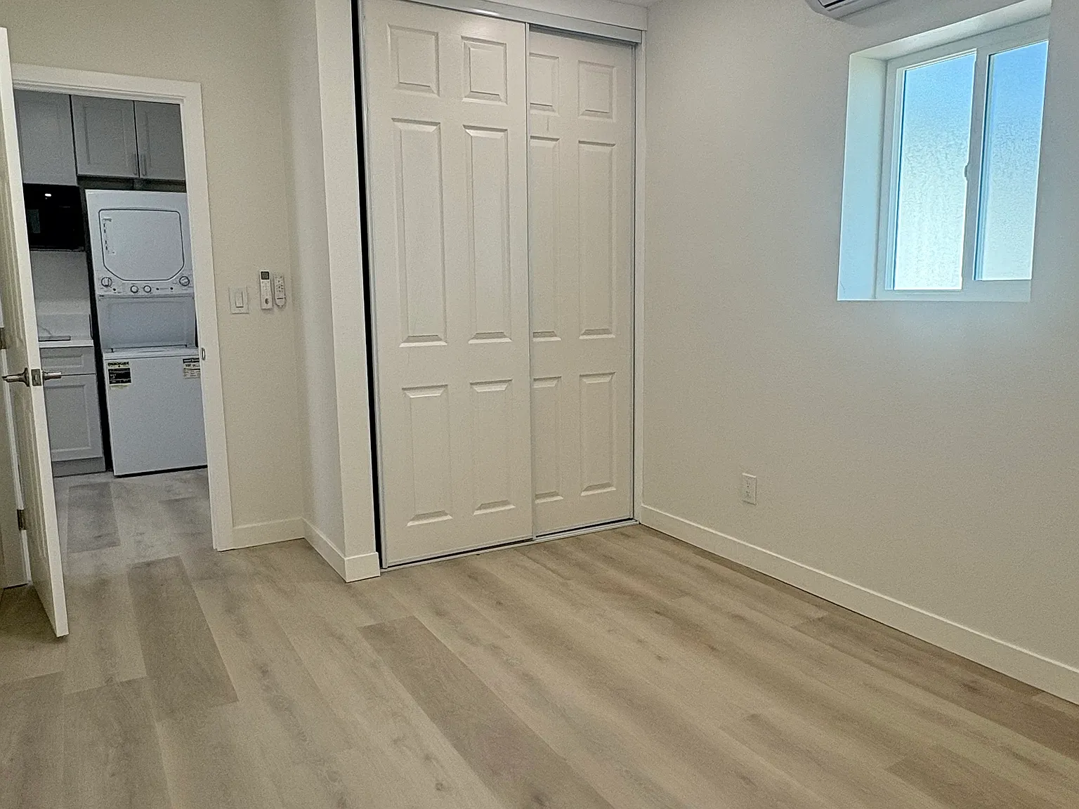 2 bed, 420 sqft, $1,950 — Photo 3