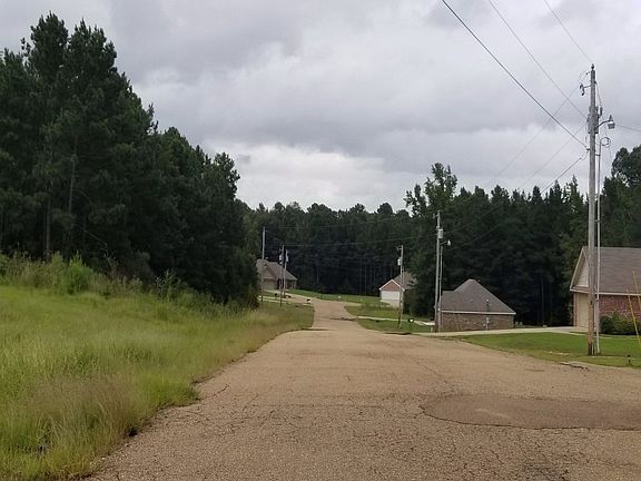 4th image of 104 Forest Lake Dr