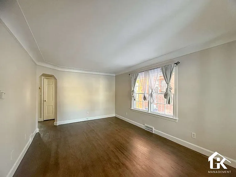13581 Penrod St — Photo 3