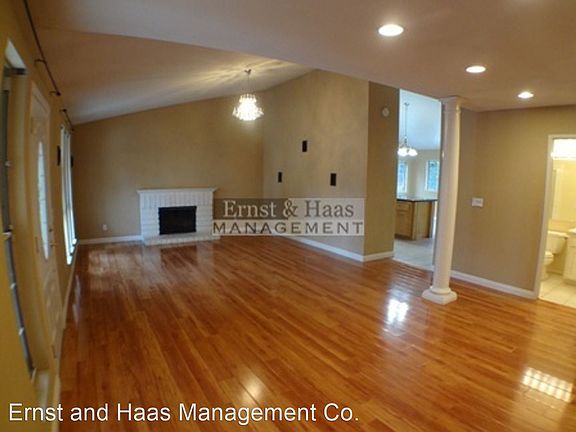 3rd image of 16825 Leeward Ave