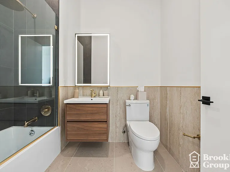 556 Baltic St #806 — Photo 11