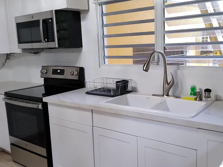 24 Estate Thomas — Photo 15