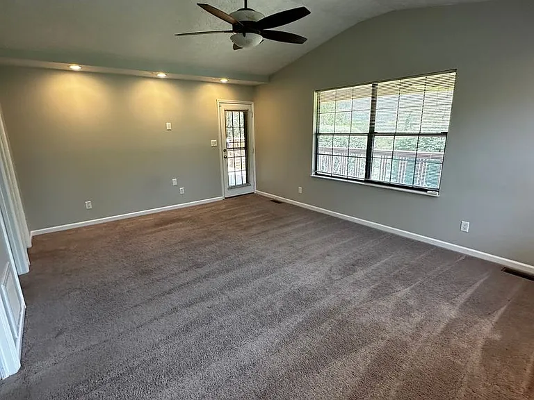 4121 Whistlers Way — Photo 13