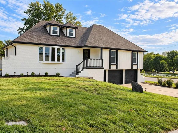 16001 E 30th St S, Independence, MO 64055