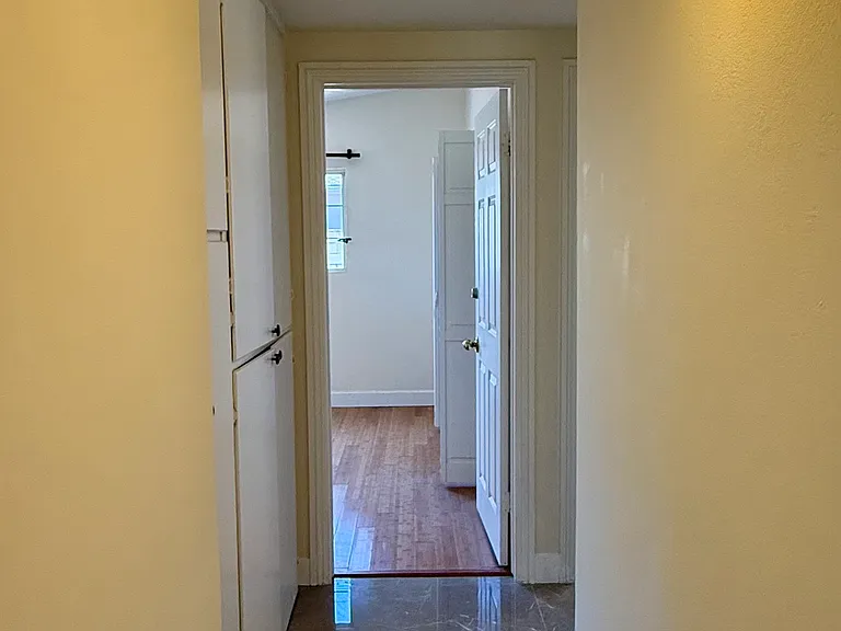 13761 Jefferson St — Photo 7
