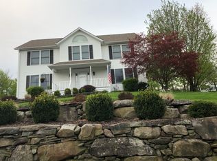 9 Peterson Rd, Monroe, NY 10950