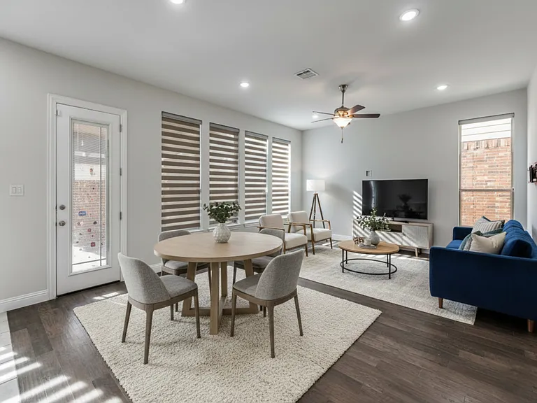 2152 Bailey St — Photo 2