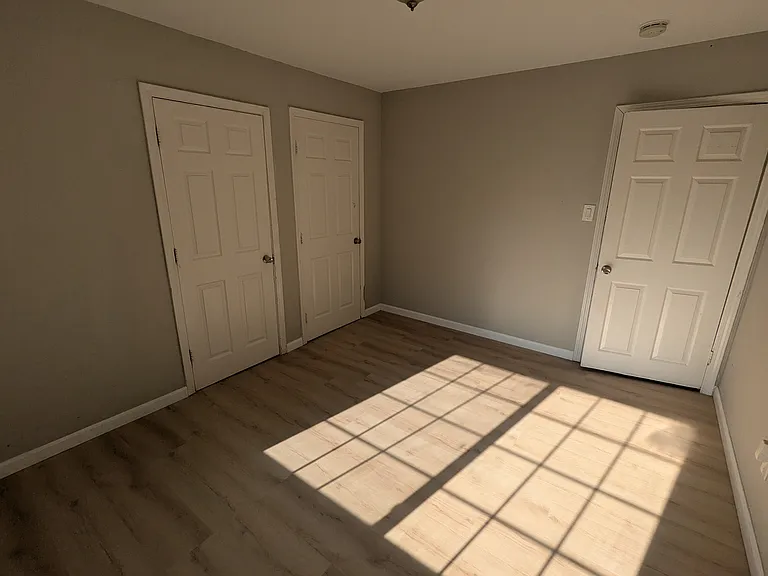706 Appian Way — Photo 12