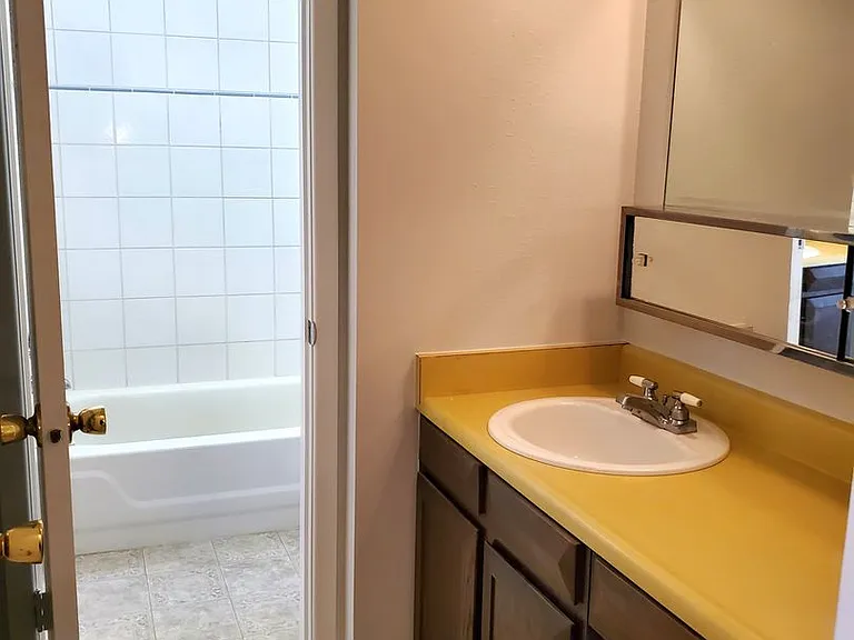 11891 Monroe Way — Photo 11