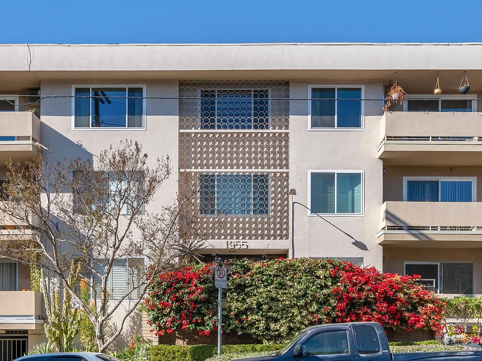 1st image of 1955 Tamarind Ave APT 8
