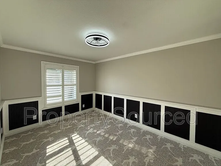 1351 Aksland Dr — Photo 24