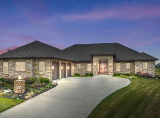 4418 Fairweather Dr, Fort Wayne, IN 46818