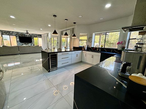 2nd image of 5544 E Kelton Ln