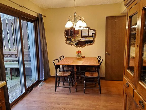 4th image of 1327 Southview Cir