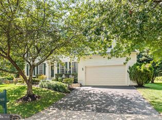 7748 Royal Sydney Dr, Gainesville, VA 20155