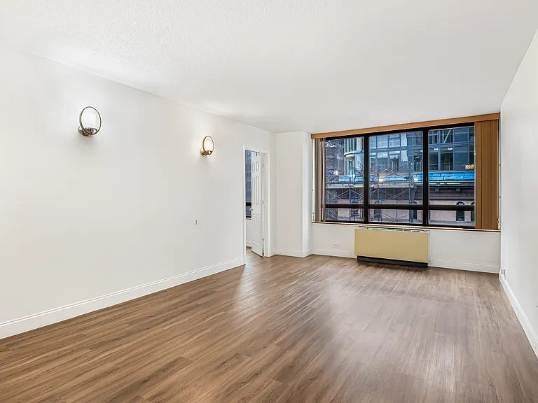 630 1st Ave #10M — Photo 10