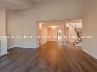 52 Flicker Dr, Novato, CA 94949