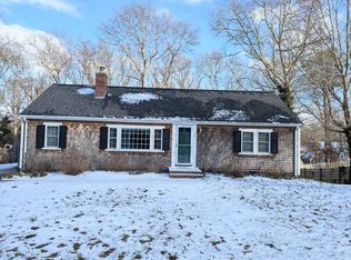 28 Mooring Ln, Dennis, MA 02638