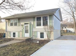 4225 Clark Dr, Richton Park, IL