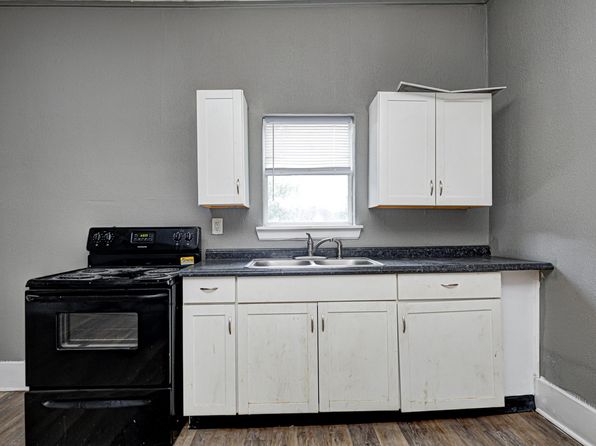 1302 S Belmont Ave APT 4
