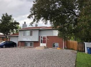7545 W Bails Ave, Lakewood, CO 80232
