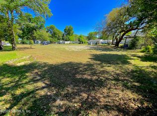 11820 Water Bluff Ln W, Jacksonville, FL 32218