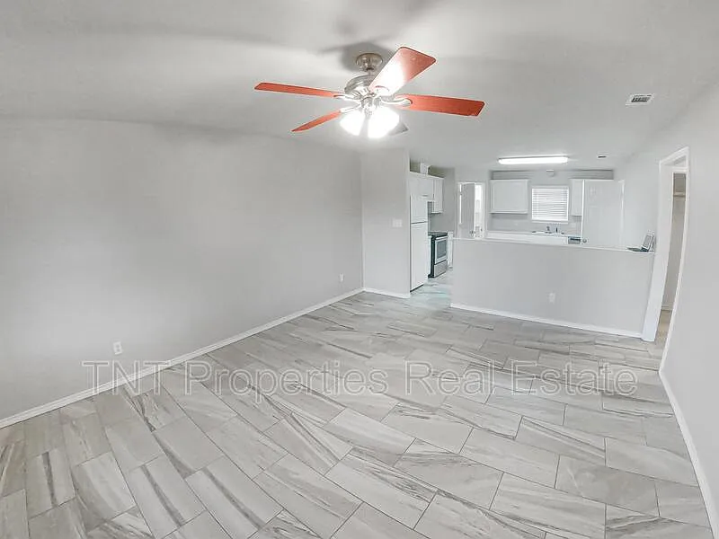 Building Photo - 9871 Riskys Ranch Dr