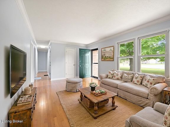 4th image of 517 Greer Ln