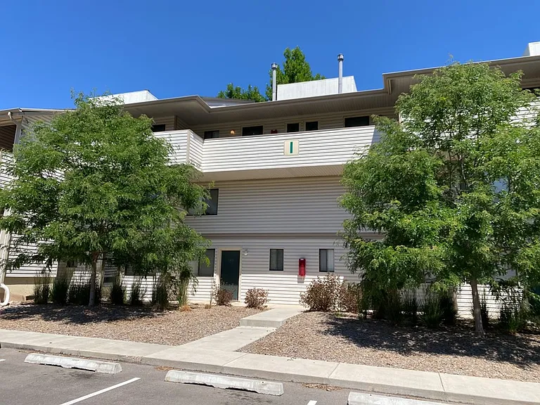 1705 Heatheridge Rd #I204 — Photo 4