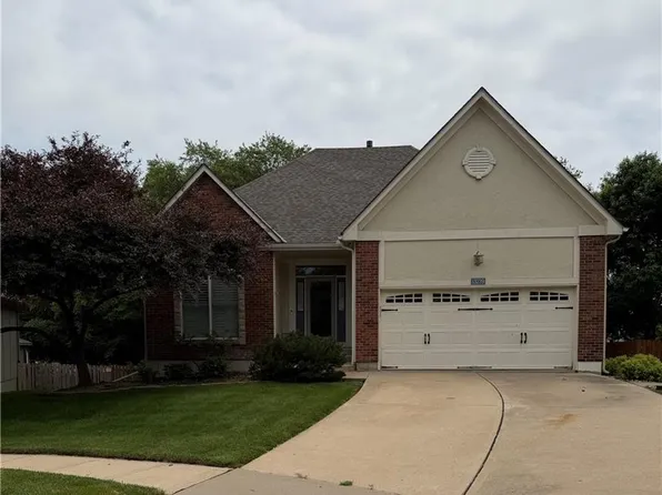 13239 Bluejacket St, Overland Park, KS 66213