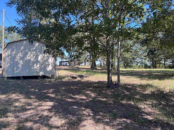 5th image of 142 Cotton Thompson Rd